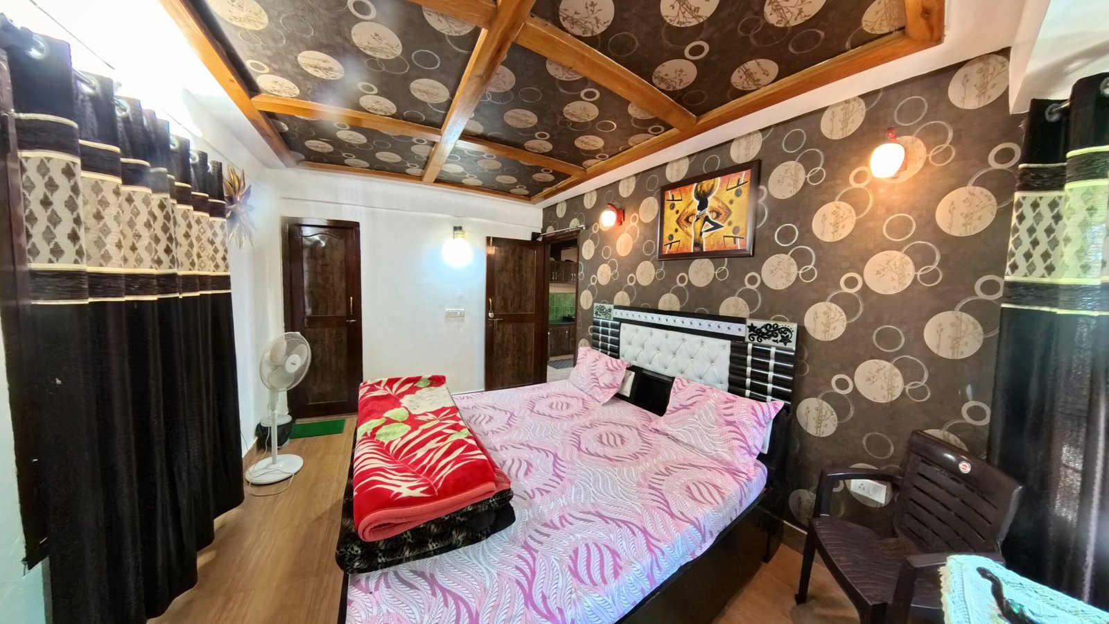 Triple Bed Comfort Room